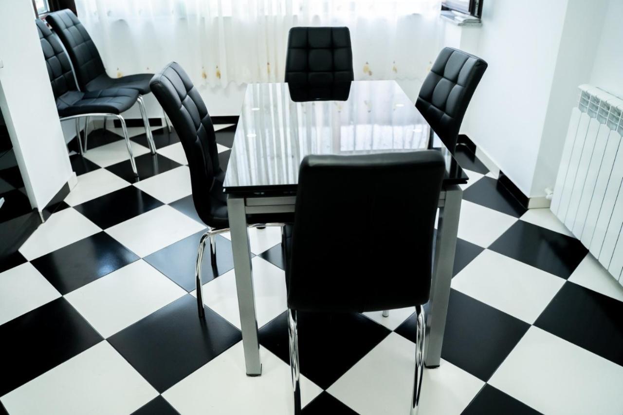 Apartament Apartament Luxury Gura Humorului Zewnętrze zdjęcie