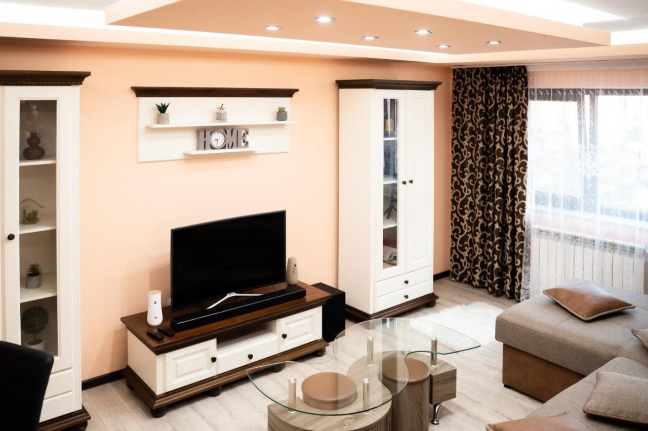 Apartament Apartament Luxury Gura Humorului Zewnętrze zdjęcie